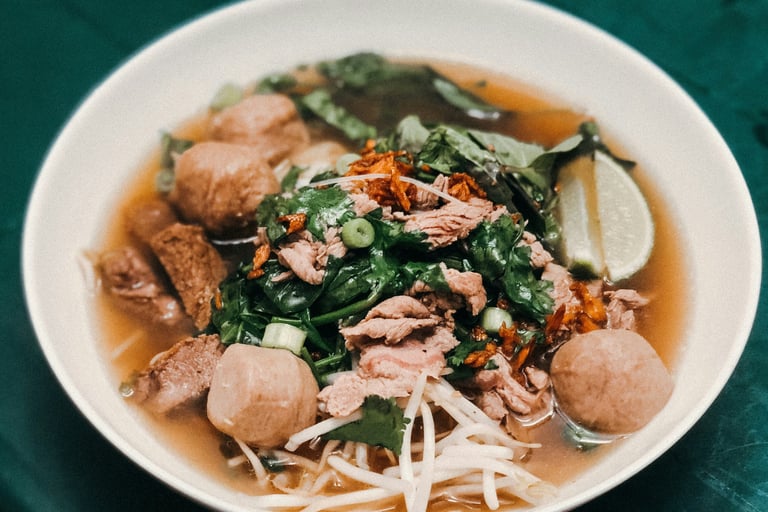 LE PHO PLAT VIETNAMIEN