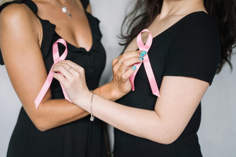 women partipating to jihane laraichi's cancer healing membership