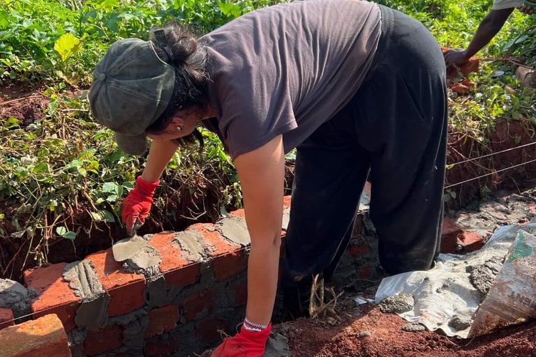 Mitglied hilft in Uganda vor Ort