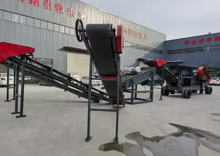 Mobile jaw crusher PE400X600 powered by diesel engine