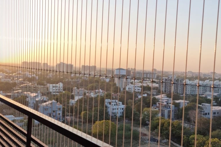 Invisible grills In ccoketown