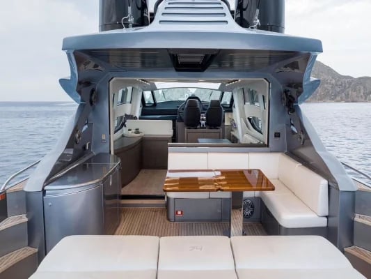 Yate Pershing 75 en renta cabo san lucas vista