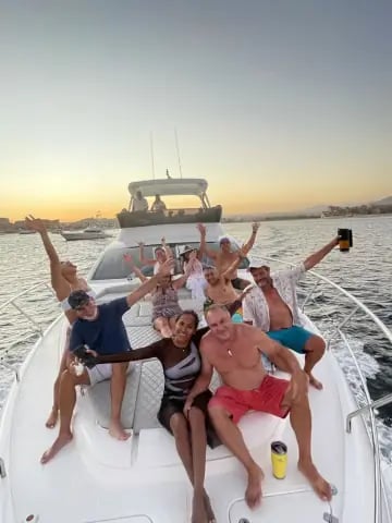 yate schaefer 65 en renta cabo san lucas proa