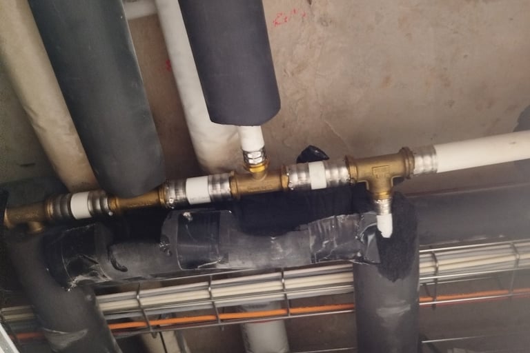 depart et arriver d'eau chaude