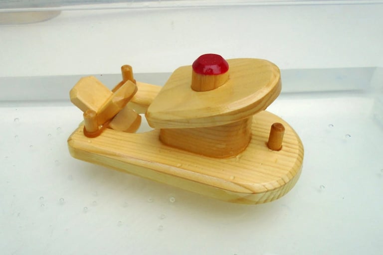 Rubber Band Powered Paddlewheeler