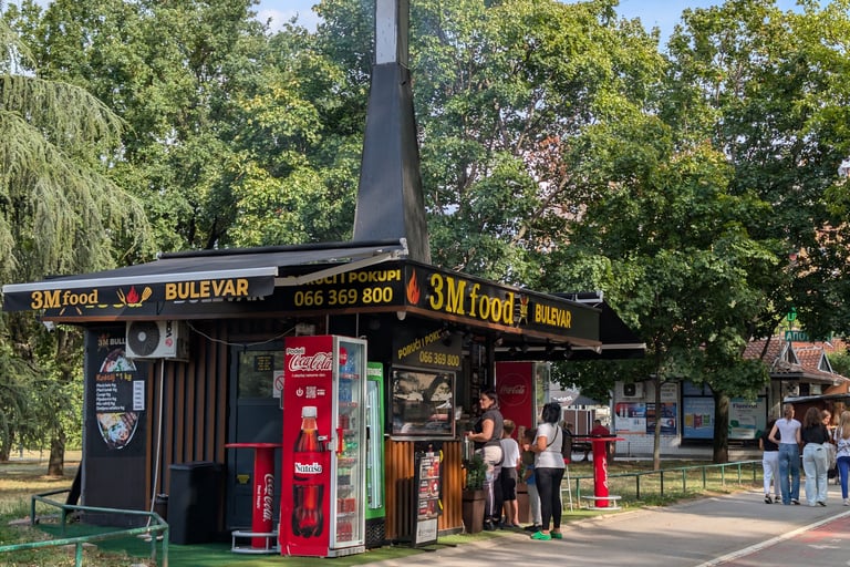 3 M Food Bulvar store front in Nis Serbisa