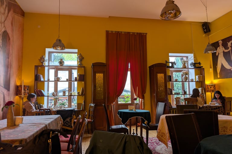 the interior of Tea House Foe-Foe in Kutiasi Georgia