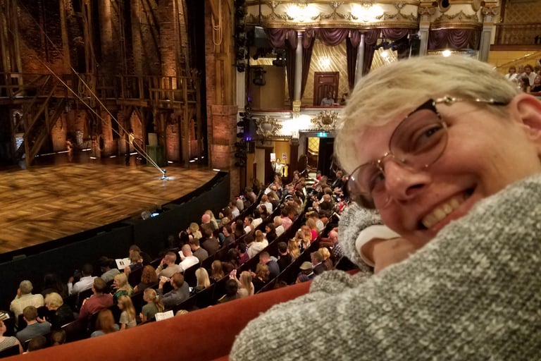 Lady Michelle gets ready to see Hamilton at the Victoria Palace Theatre in London, England