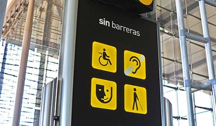 Punto di assistenza aeroportuale per passeggeri con disabilità