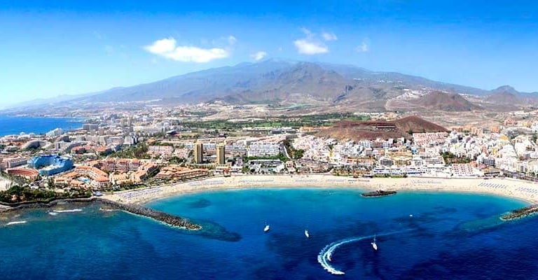 Vista aérea del municipio de Arona en Tenerife