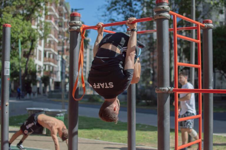 Calistenia al aire libre