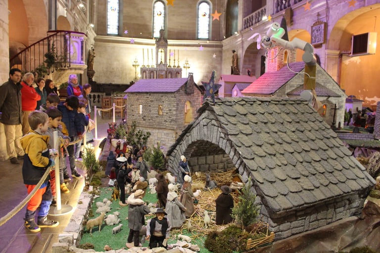 La crèche du Village Aveyronnais à VILLEFRANCHE DE ROUERGUE