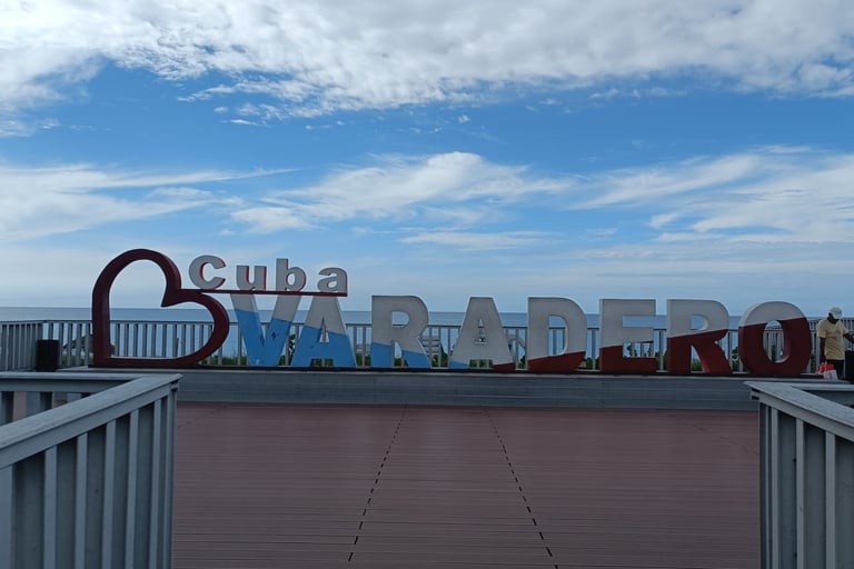 Scritta per foto cartolina per turisti a Varadero