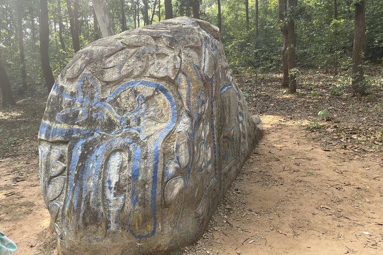 Rock Cut Art, Purulia