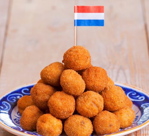 a pile of fried bitterballen