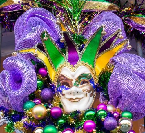 a mardife mardi mask mask on a mardi mask