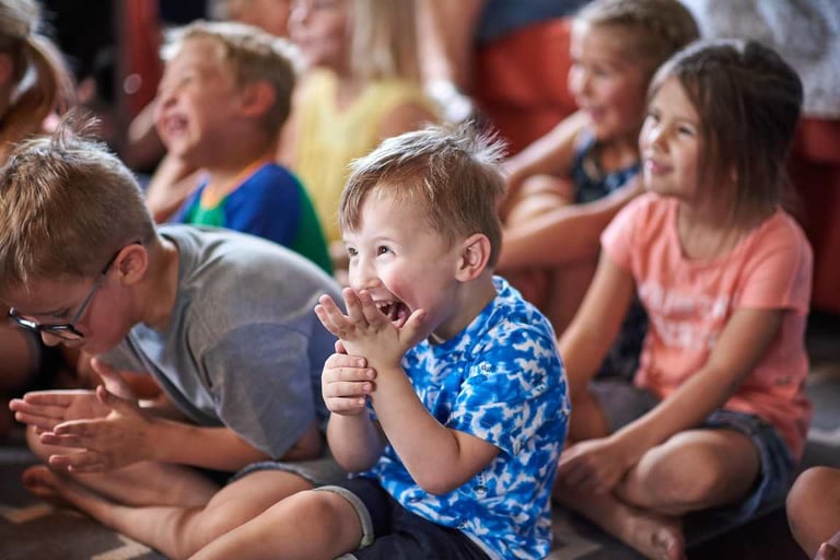 Kids Laugh at Doodad The Funny Las Vegas Kid Magician