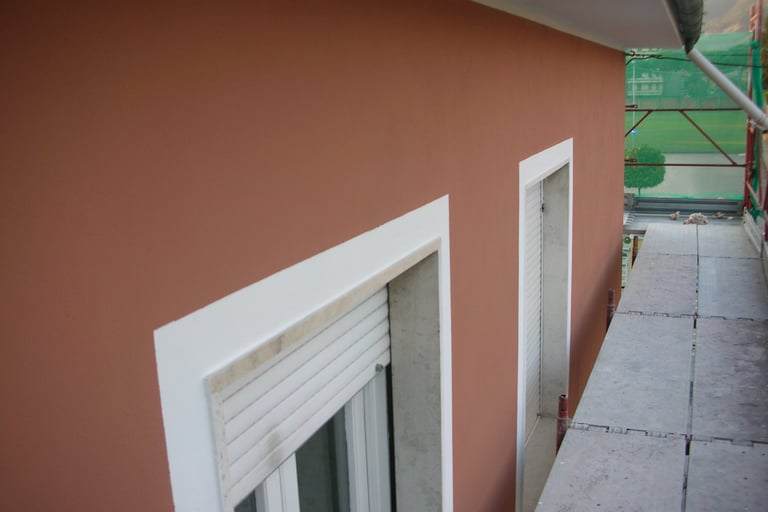 Tinteggiatura facciata Forte dei Marmi