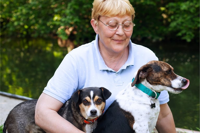 laure et ses chiens - terre des chiens sur StrasDog