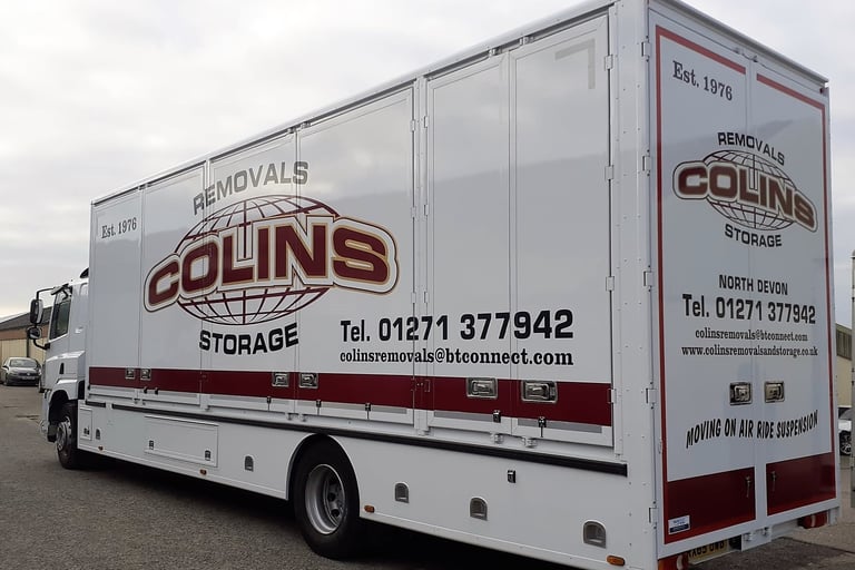 Side view of Colins removal lorry