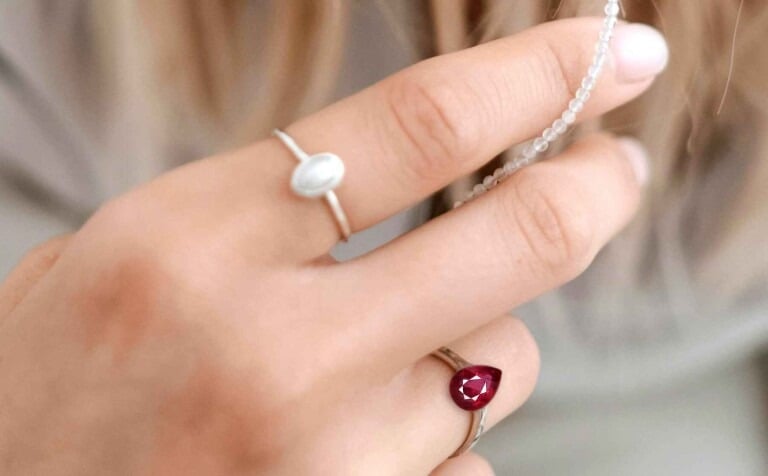 wearing ruby and pearl for eye care