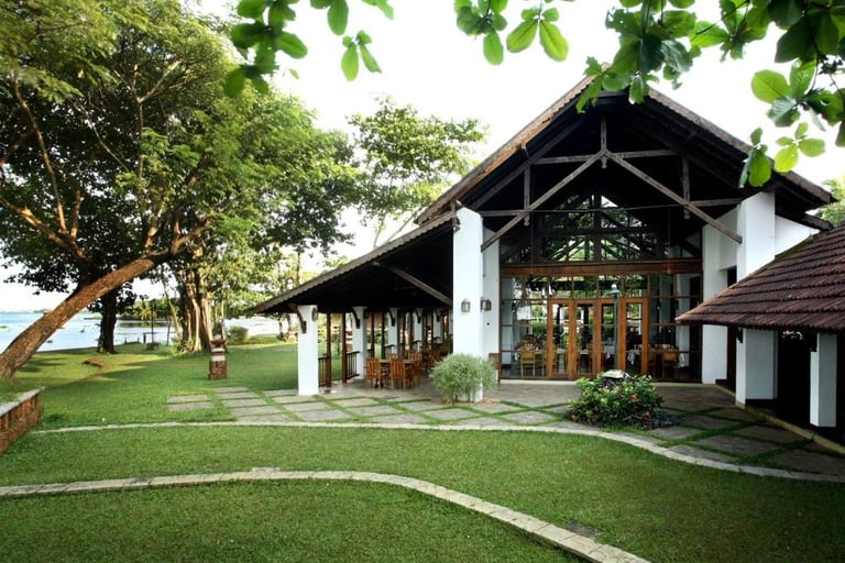 op Destinations for Weddings in Punnamada Resort Alappuzha
