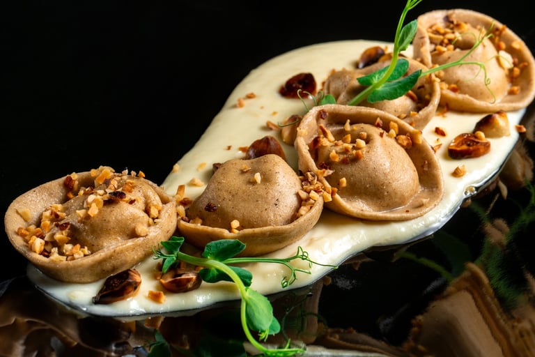 Pasta ripiena di gorgonzola e pera con nocciola