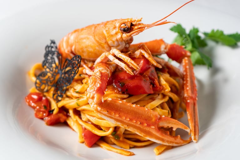 tagliolino di pasta fresca allo scampone con pomodorino