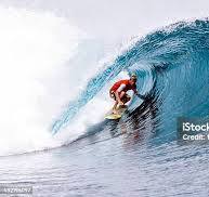 Surfing di Kepulauan mentawai