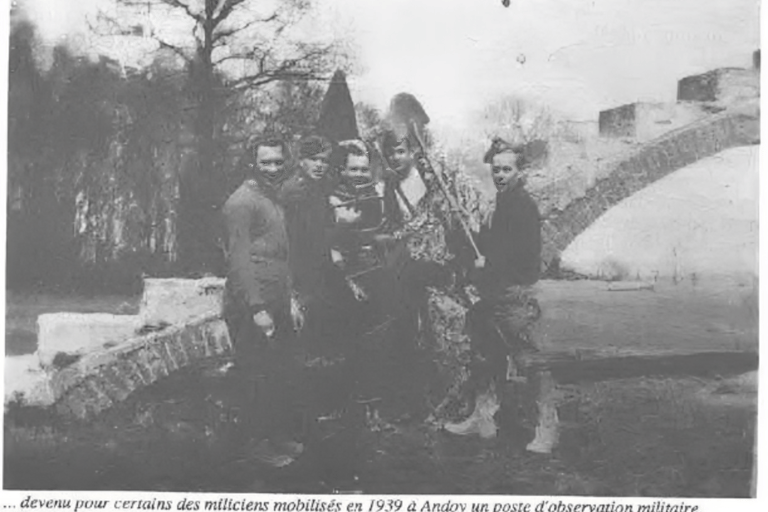 Mausolée de Limoy (1920 ?) aujourd'hui disparu