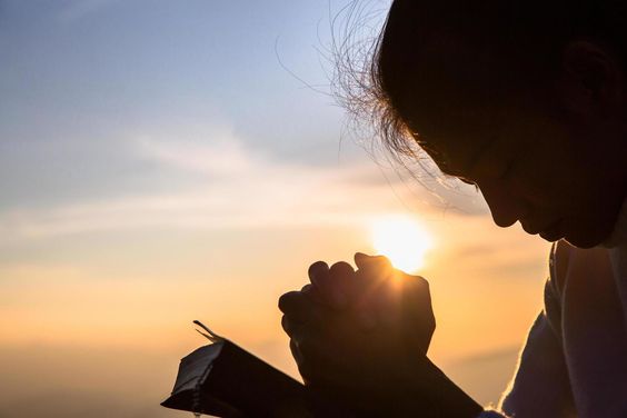 5 Things to Say to God Every Morning: A Christian's Guide to Starting the Day in Faith