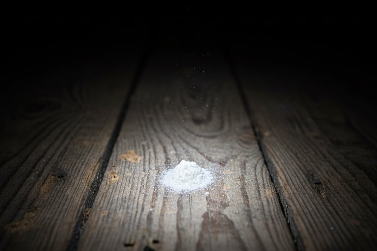 Vermoulure fine sur plancher de grenier