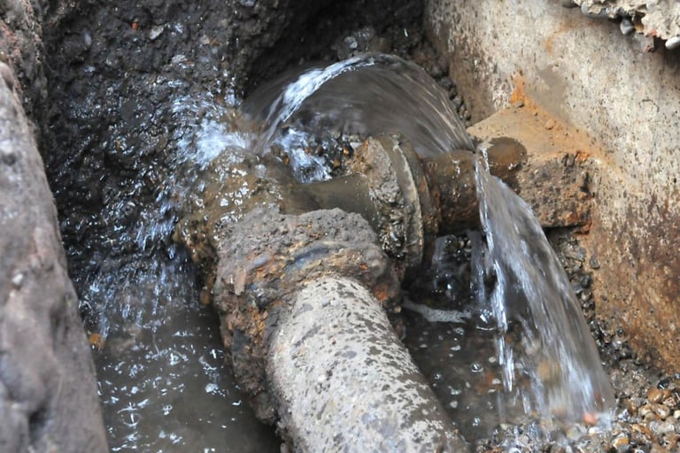 كشف تسريبات المياه بالخبر