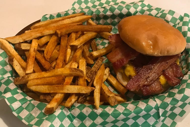 Bacon burger with fries