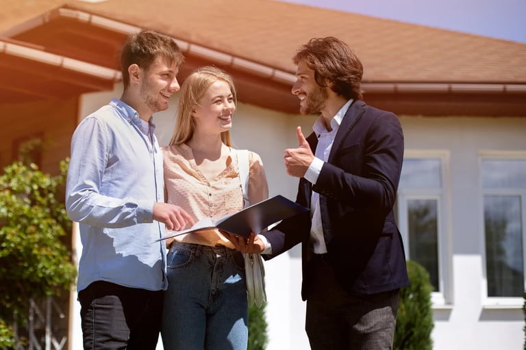 asesor agente inmobiliario vende propiedades