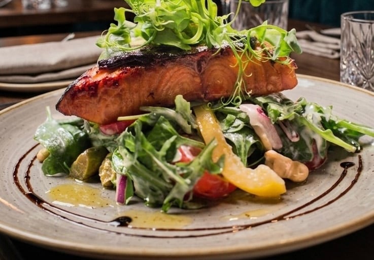 Healthy salmon salad recipe