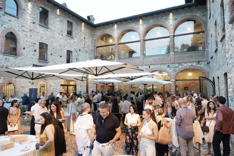 La presentazione del nuovo numero della rivista Lake Como Tourism Travel & Style al Castello di Casiglio.