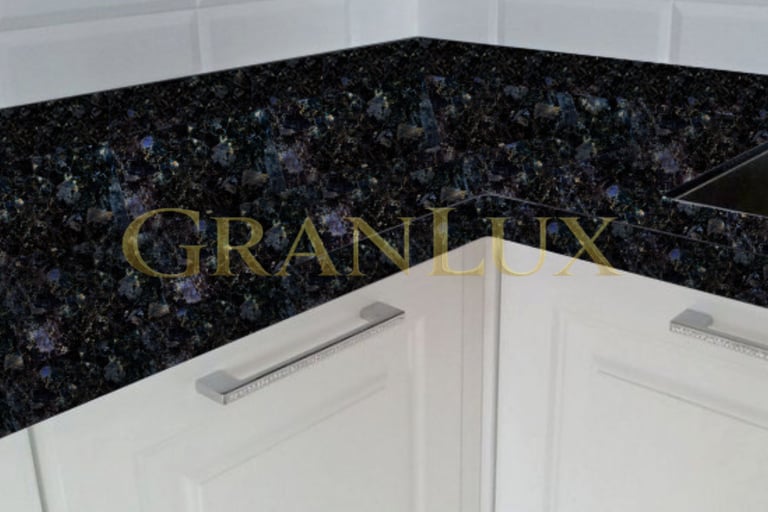 Стільниця з лабрадориту