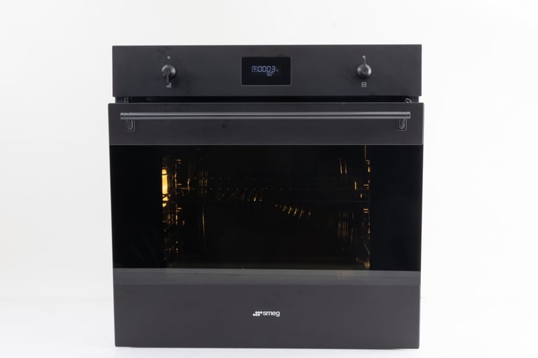Smeg  SOPA6301TN Wall Oven