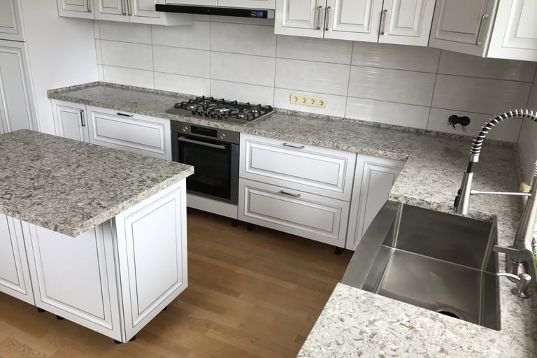 virtuvės stalviršis iš kvarco