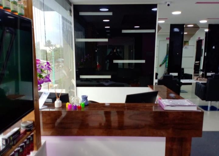 Best spa in Korattur - Macro ECR