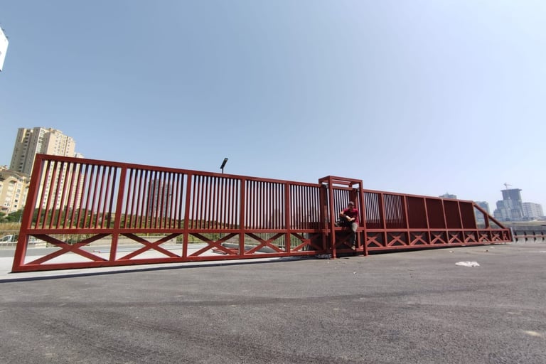 hareketli kapı, gate, door, hangar kapısı, garaj kapısı