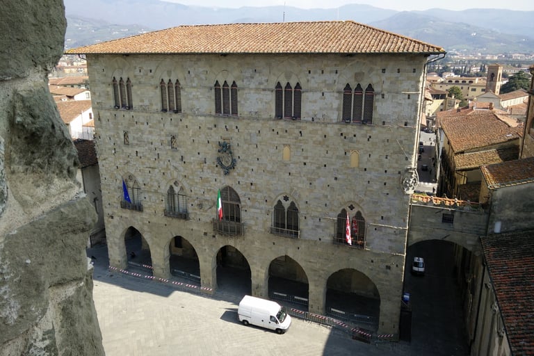 Palazzo del Comune, Pistoia.