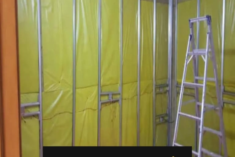 عازل للجدران 83