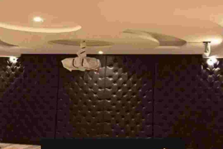 عازل صوت جدار64