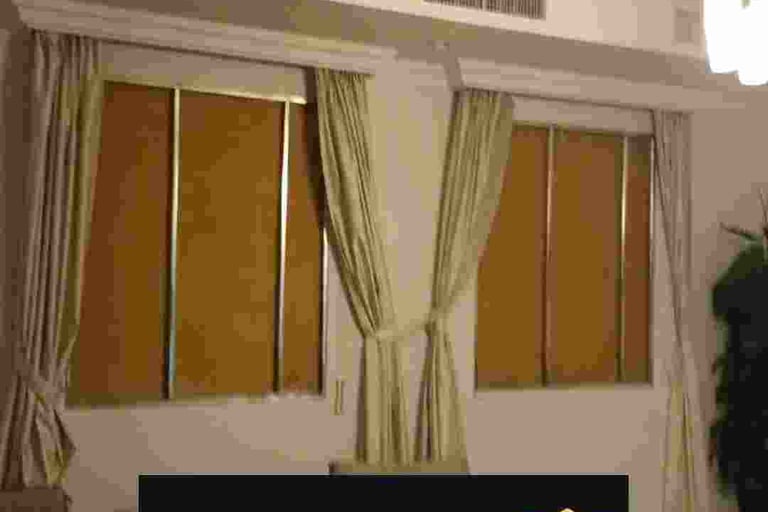 معلم عازل صوت لنوافذ 62