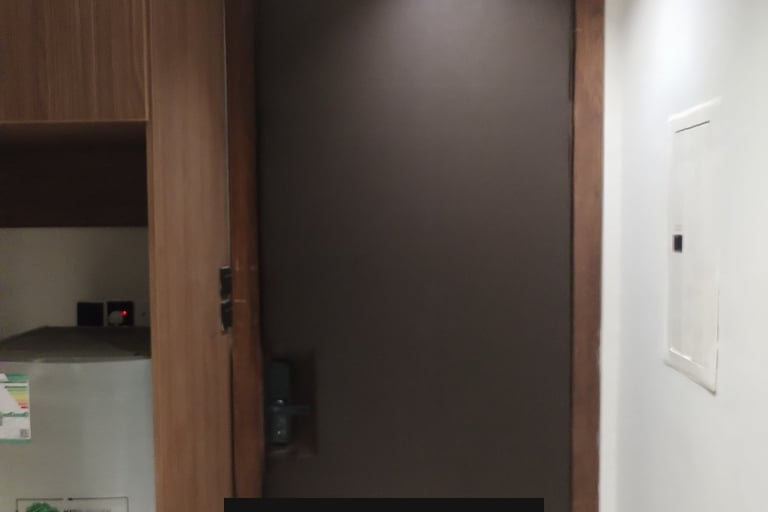 جدران عازل لصوت الاحساء