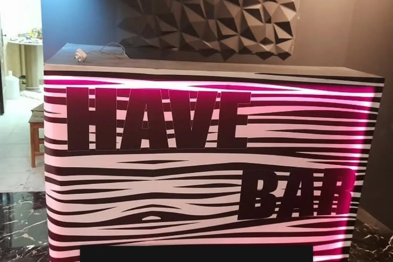 تركيب لوحات مضيئة بالدمام 0559854881 تفصيل لوحات مضيئة في الخبر والقطيف وسيهات الجبيل الأحساء العزي