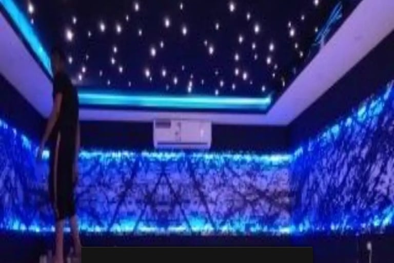 سقف روز واسقف غيوم 0559854881 لوحات مضيئة لوحات بلاك لايت ديكورات مضية4