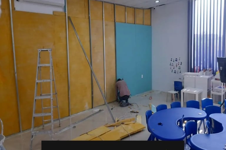 عازل صوت جدران